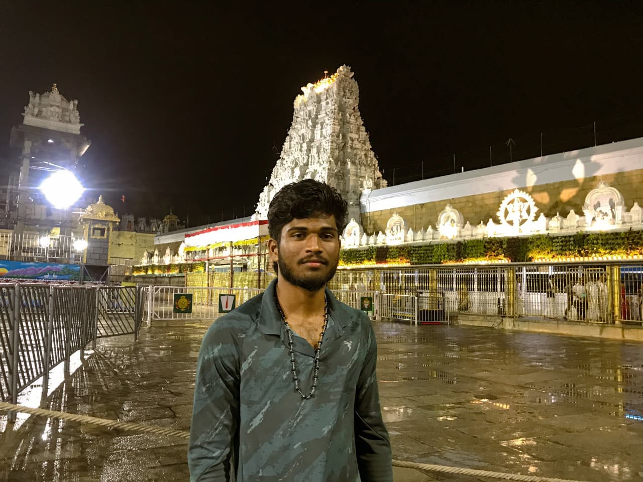 GOLLA LALUPRASADYADAV